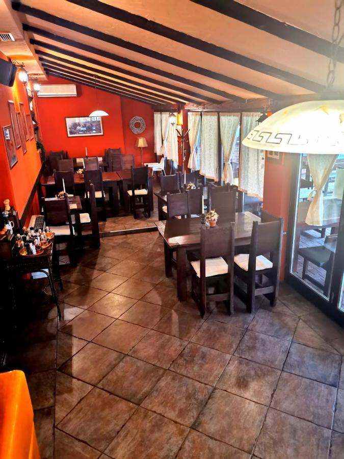 مبيت وإفطار Hrvatski Leskovac Klet Cinkus المظهر الخارجي الصورة